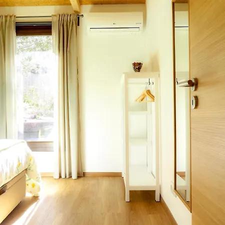 Eco House, 5 Min From The Beach 펜션 *