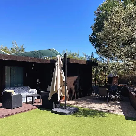펜션 Eco House, 5 Min From The Beach *