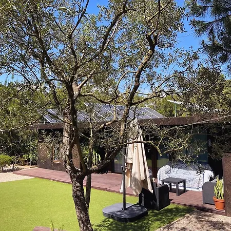 펜션 Eco House, 5 Min From The Beach *